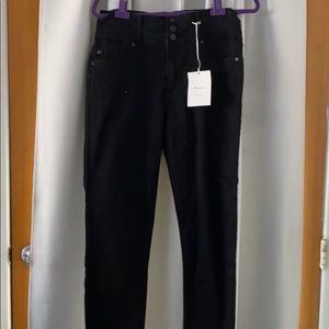 Jeans KanCan size 13/30 black highwaist button